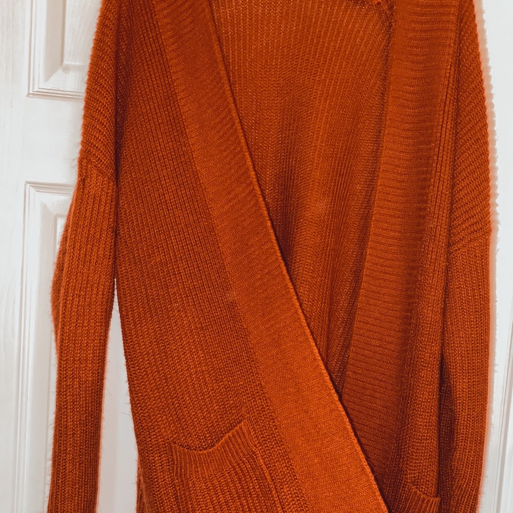 Burnt orange sweater !!